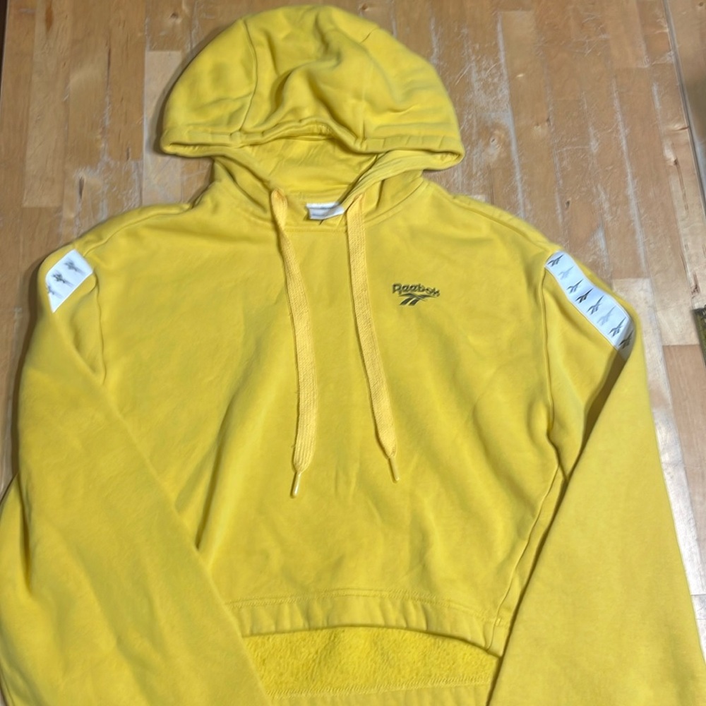 Reebok cropped hoodie with wide sleeves